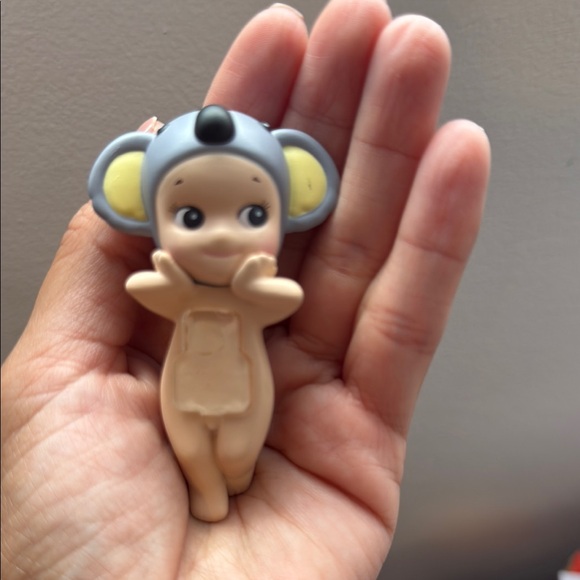 Authentic Sonny Angel Hipper (pick ONE) - Picture 2 of 5